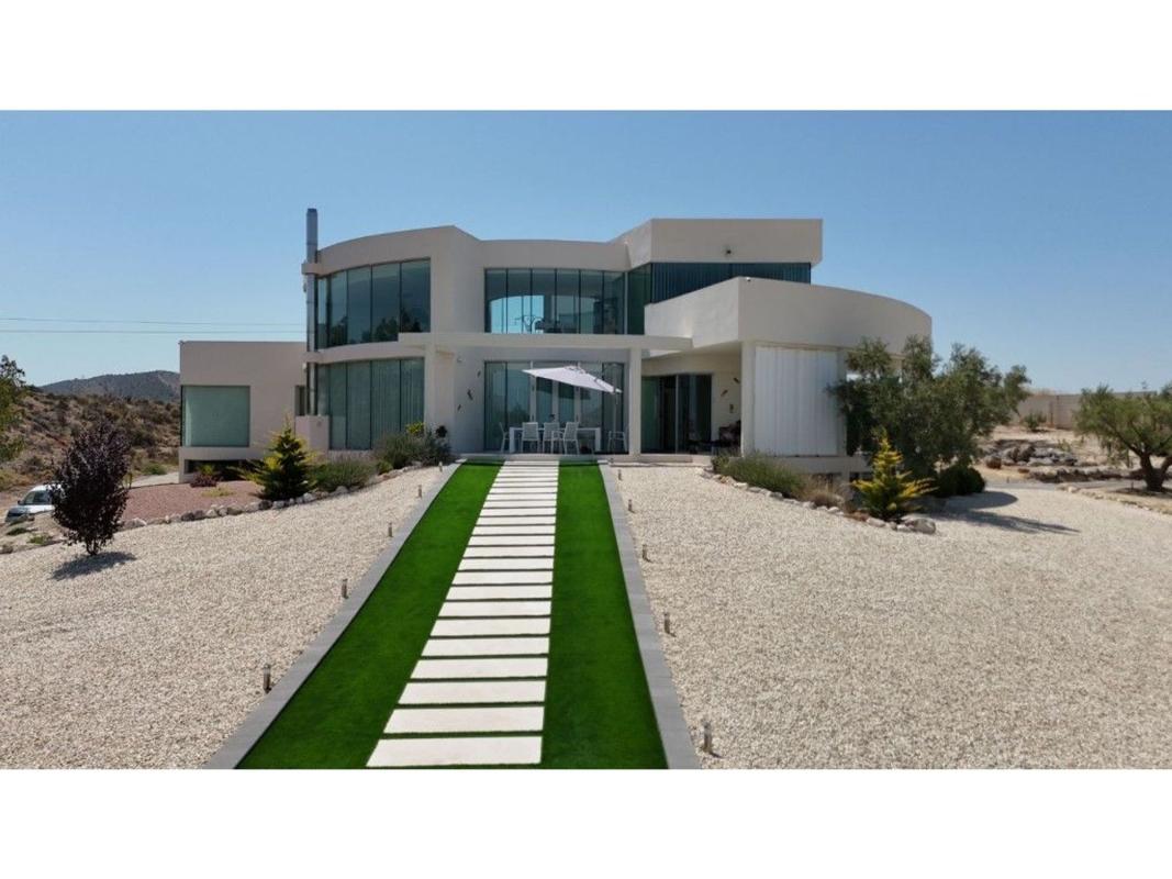 Properties for sale and rent in Spain photo 2