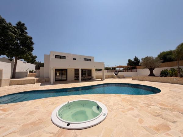 Chalet wolnostojący na sprzedaż w  Casa o chalet en Senioles, Jávea/Xàbia, Jávea/Xàbia photo 1