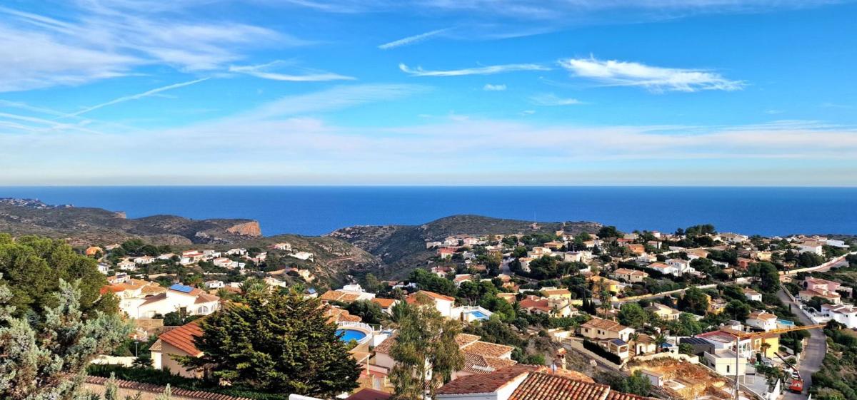 Properties for sale and rent in Spain photo 3