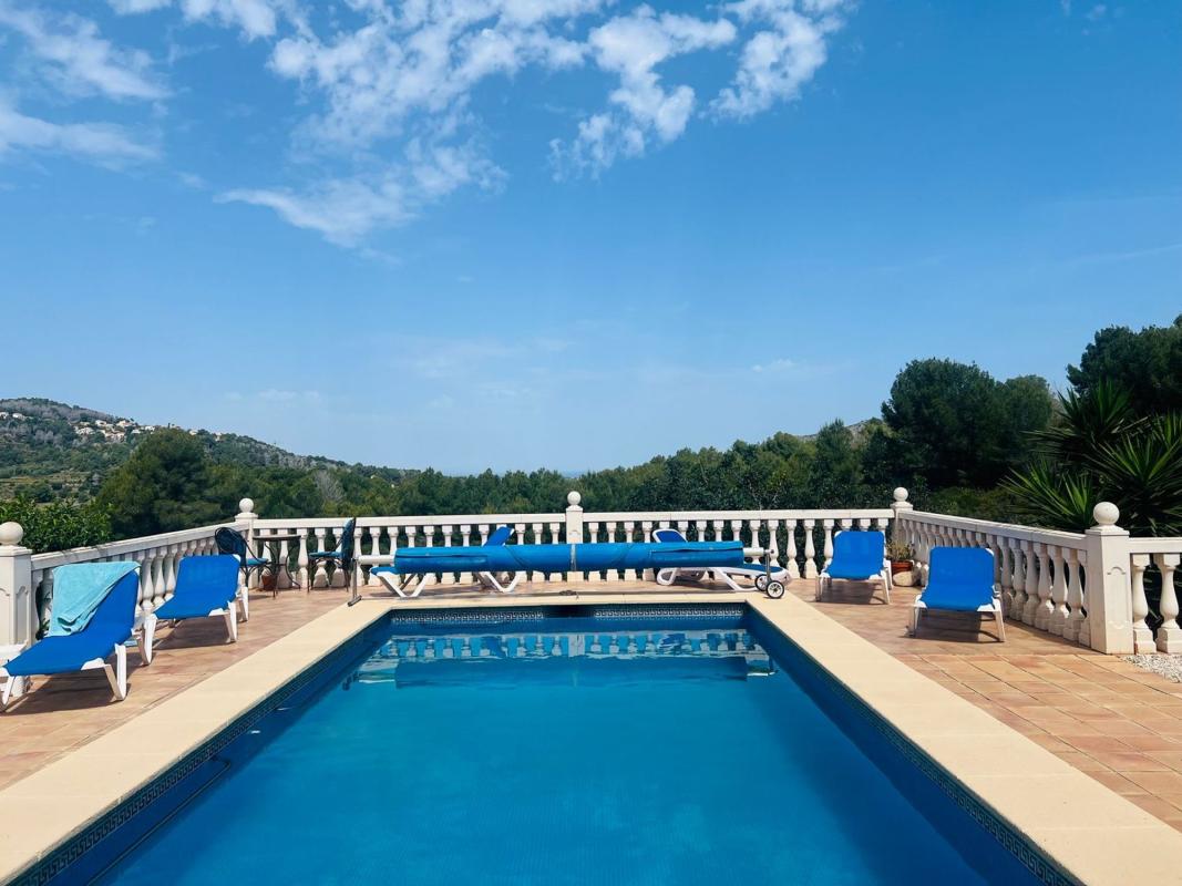 Properties for sale and rent in Spain photo 5