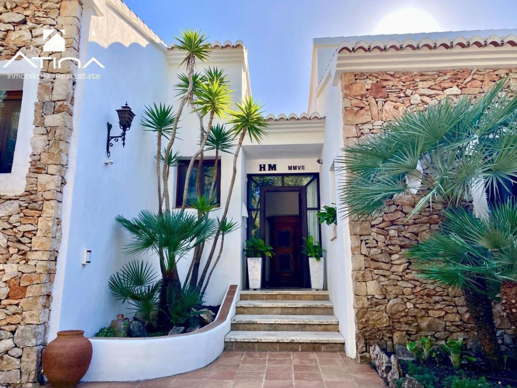 Properties for sale and rent in Spain photo 5