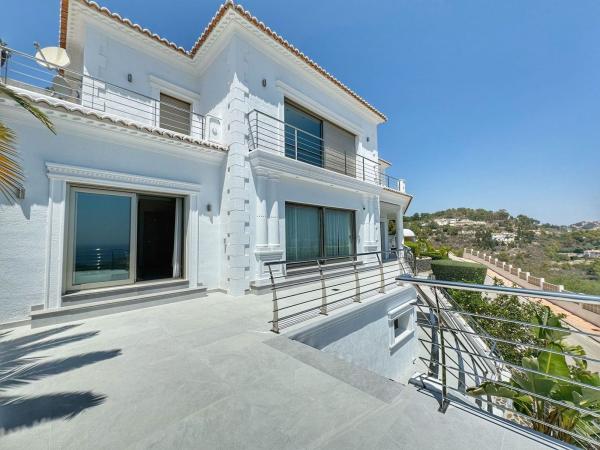Casa o chalet independiente en Avenida dels Garcies, La Fustera, Benissa thumbnail 2