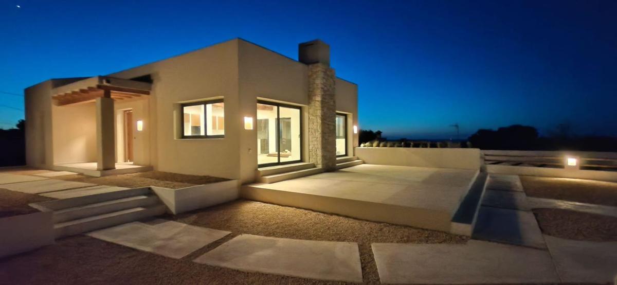 Sale of independent chalet in Casa o chalet en El Montgó, Denia, Denia
photo 2