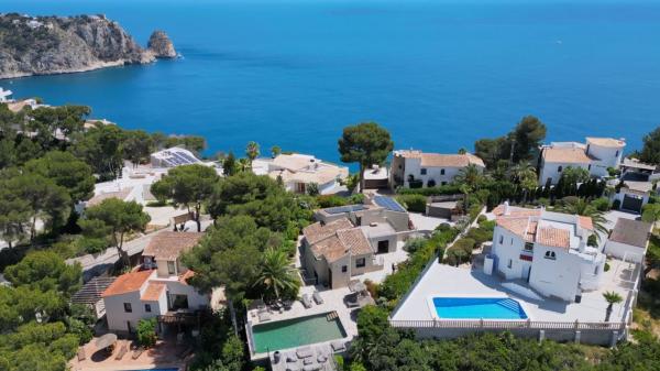 Частный шале на продаже в Casa o chalet en La Granadella - Costa Nova, Jávea/Xàbia, Хавья/Хабия photo 1