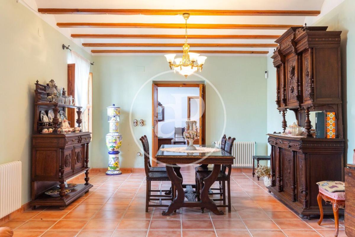 Properties for sale and rent in Spain photo 5