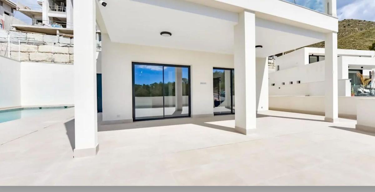 Properties for sale and rent in Spain photo 4