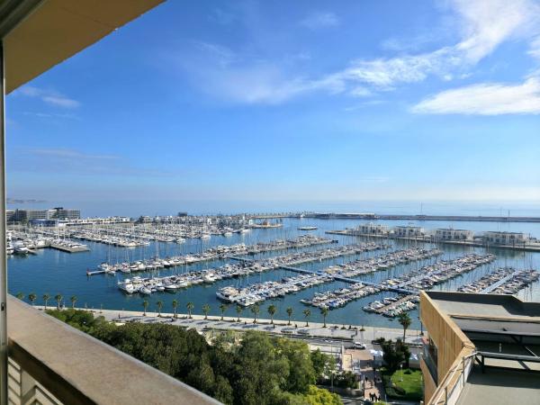 Duplex en venta en Dúplex en Avenida del Doctor Gadea, 1, Ensanche-Diputación, Alicante / Alacant, Alicante / Alacant thumbnail 3
