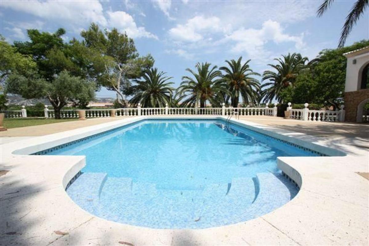 Properties for sale and rent in Spain photo 3