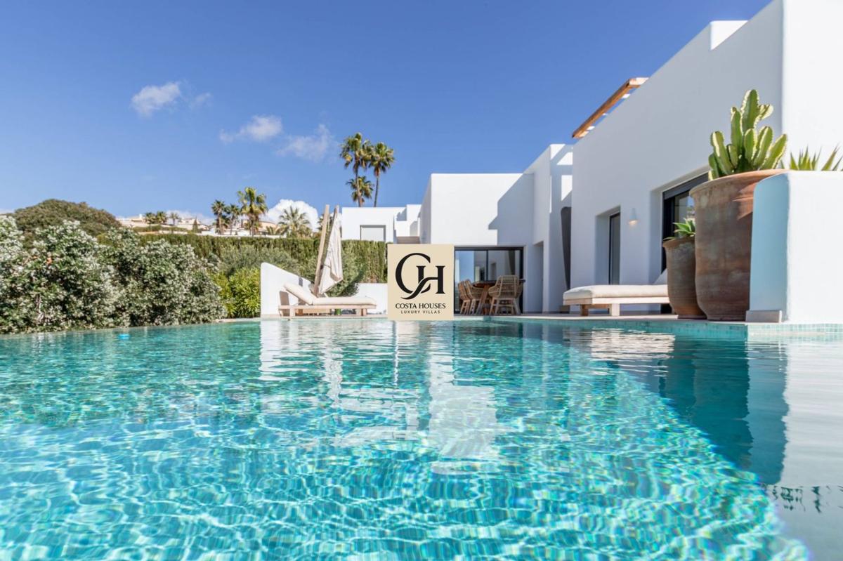 Properties for sale and rent in Spain photo 1
