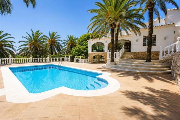 Chalet independiente en venta en Casa o chalet en Adsubia, Jávea/Xàbia, Jávea/Xàbia
photo 1