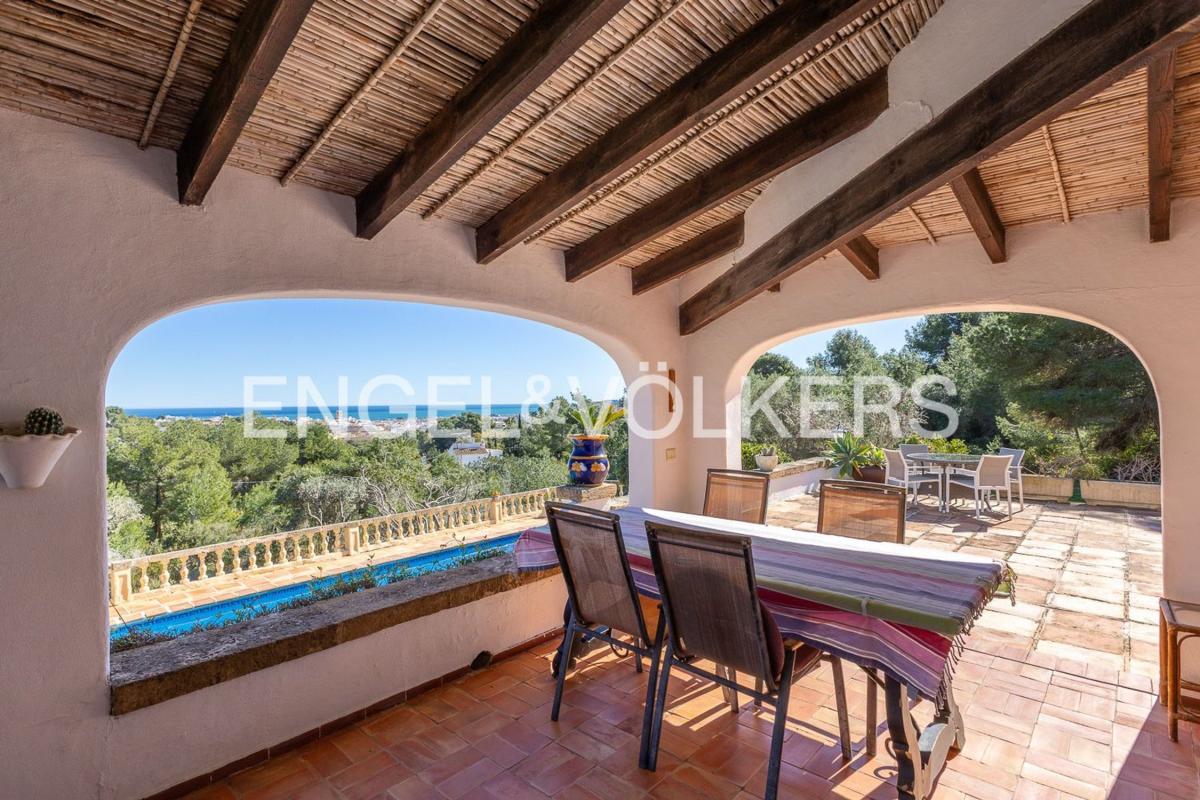 Properties for sale and rent in Spain photo 3