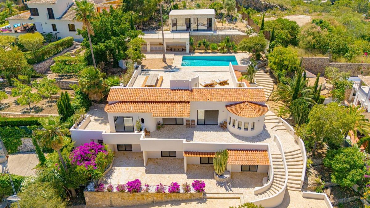 Propiedades en venta y alquiler en España photo 1