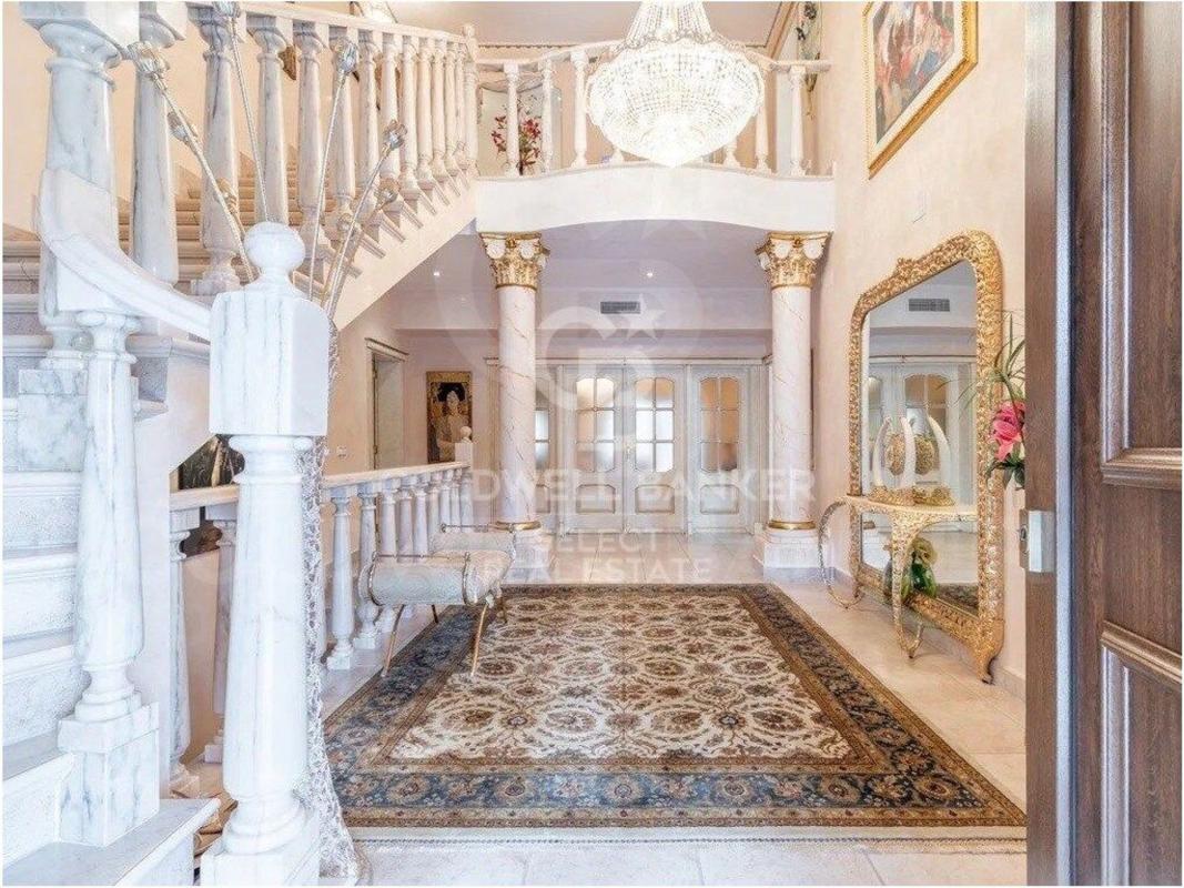Properties for sale and rent in Spain photo 5