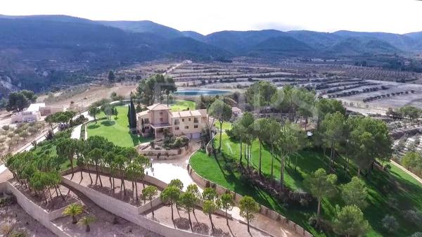 Casa o chalet independiente en la zona de Ibi, Ibi thumbnail 3