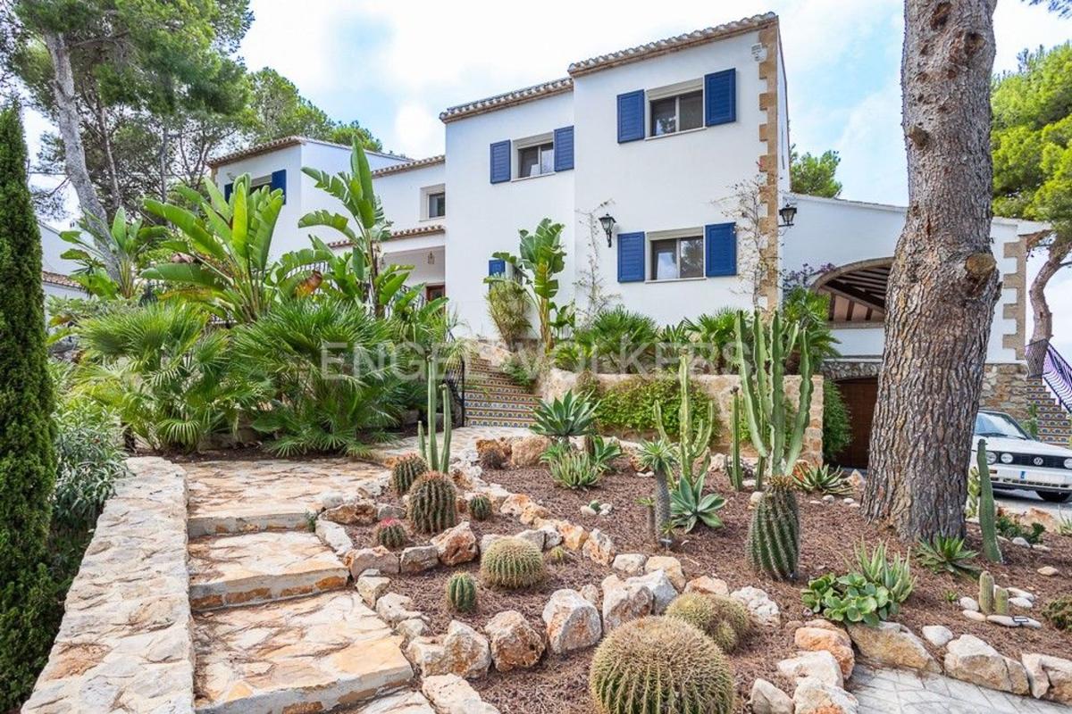 Propiedades en venta y alquiler en España photo 5