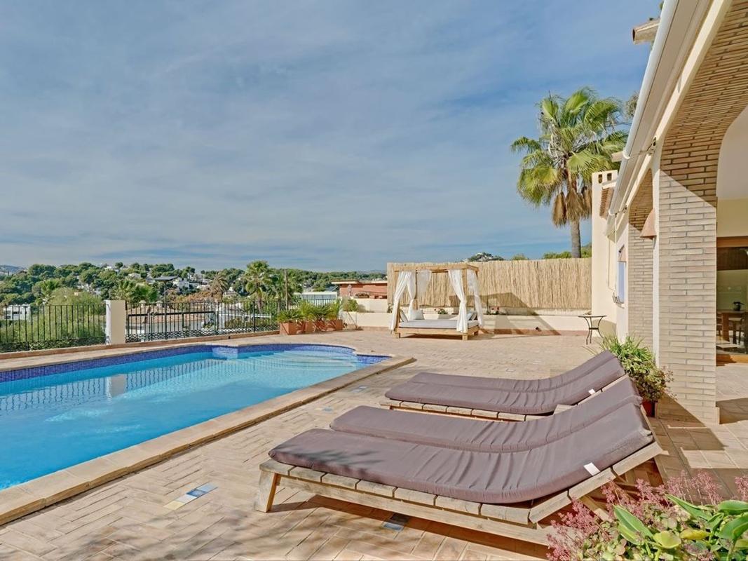 Properties for sale and rent in Spain photo 3