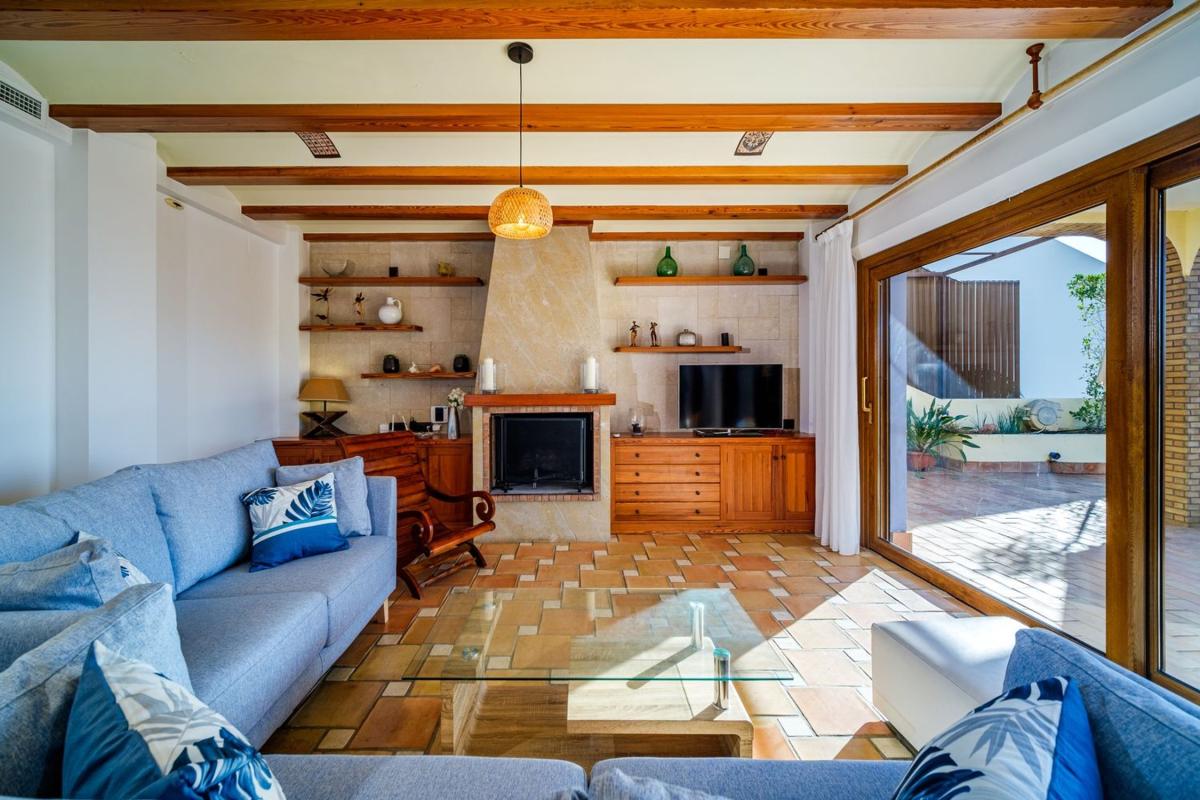 Properties for sale and rent in Spain photo 2