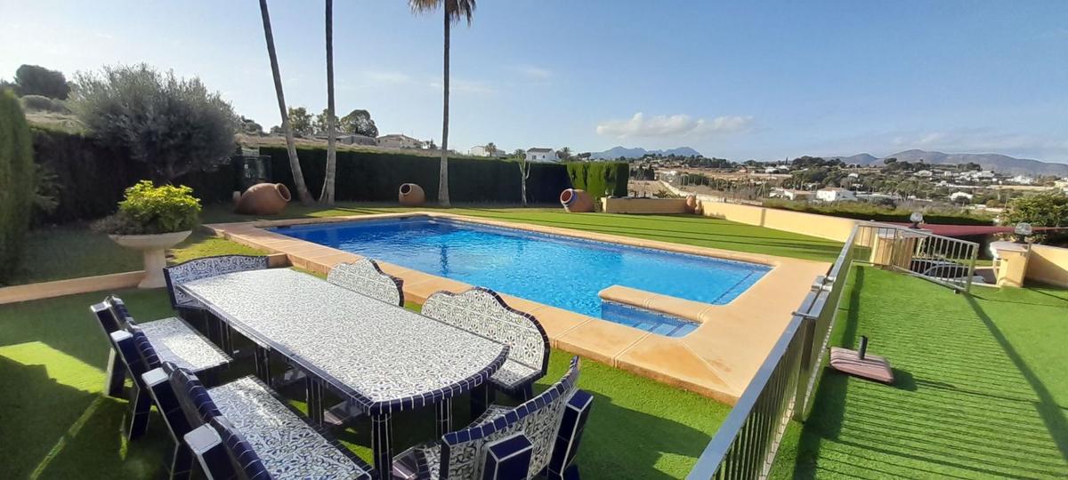 Properties for sale and rent in Spain photo 4