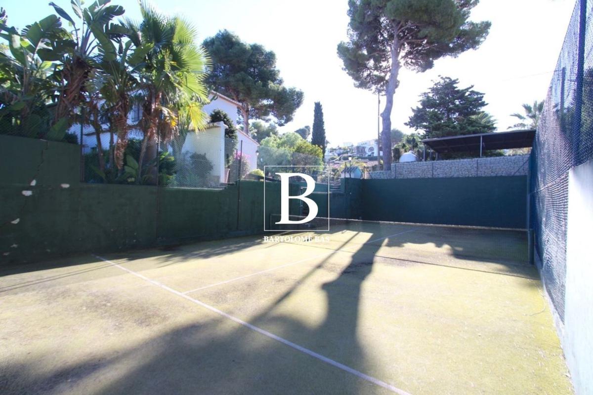 Properties for sale and rent in Spain photo 4