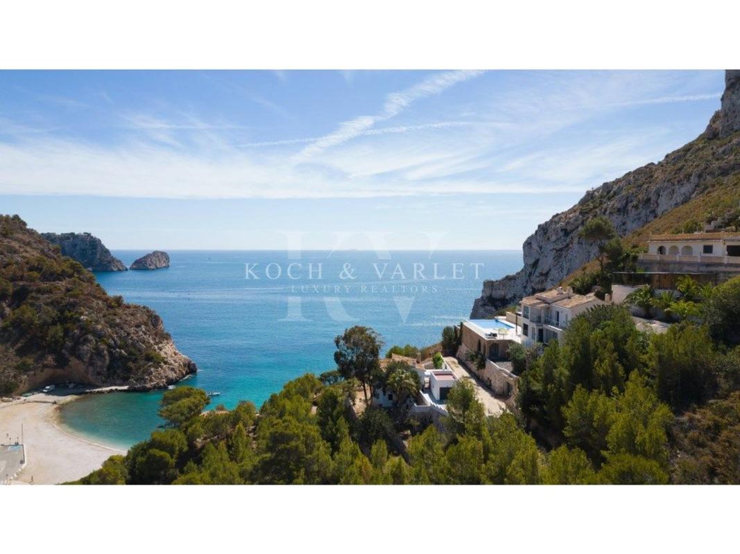 Properties for sale and rent in Spain photo 1