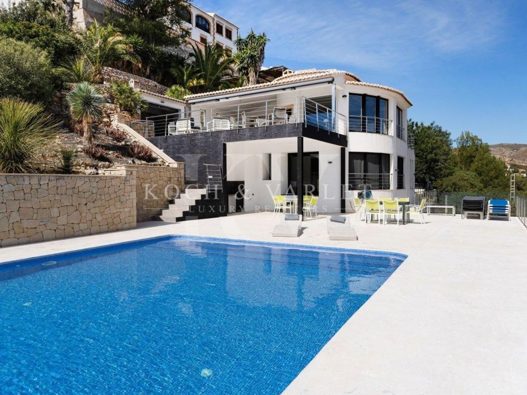 Properties for sale and rent in Spain photo 5