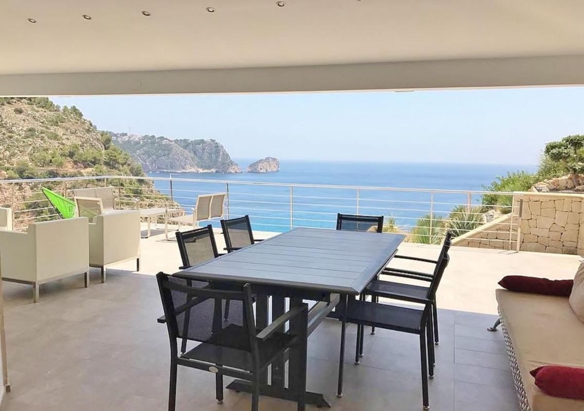 Properties for sale and rent in Spain photo 1