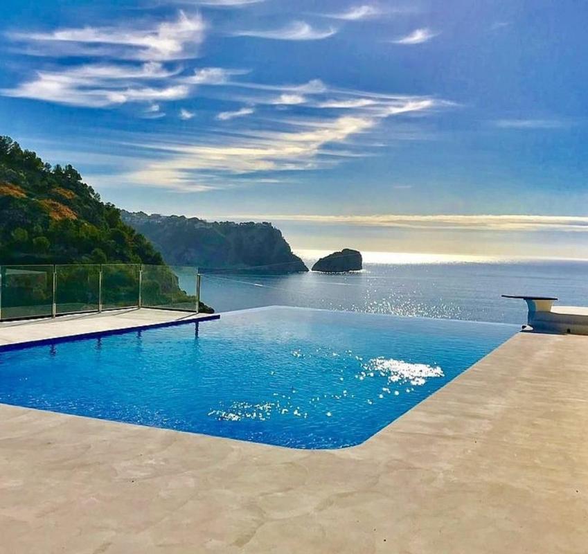 Properties for sale and rent in Spain photo 2