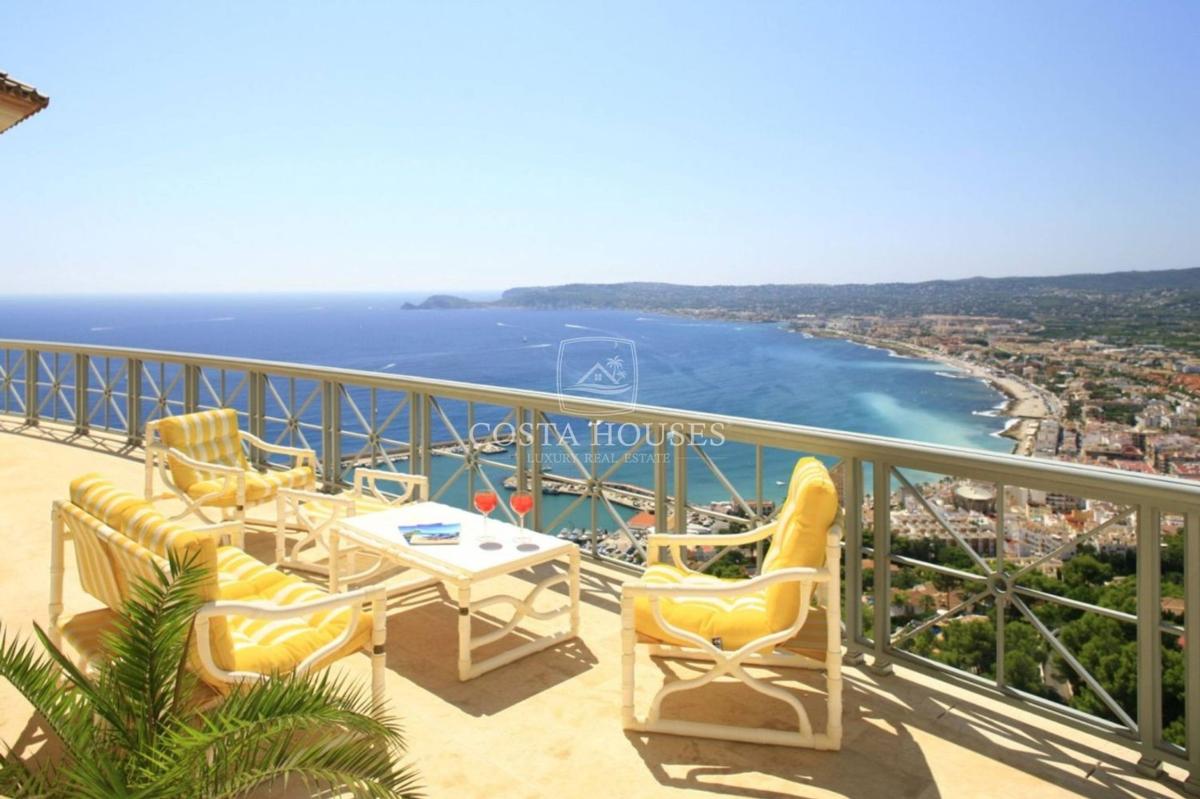 Properties for sale and rent in Spain photo 3