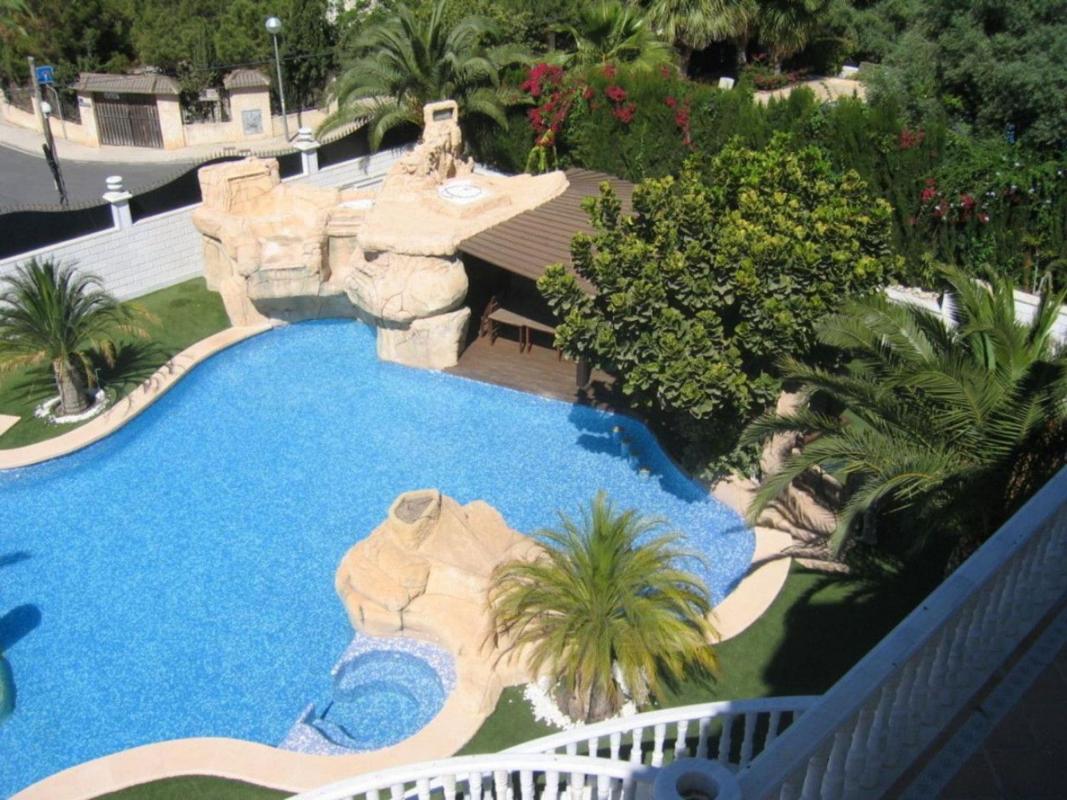 Properties for sale and rent in Spain photo 1