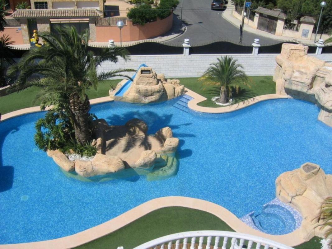 Properties for sale and rent in Spain photo 4