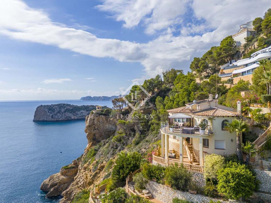 Properties for sale and rent in Spain photo 1