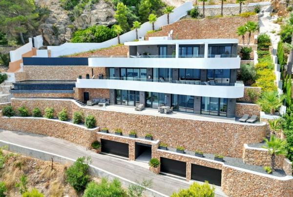 Chalet wolnostojący na sprzedaż w Casa o chalet en Centro Ciudad, Jávea/Xàbia, Jávea/Xàbia photo 1