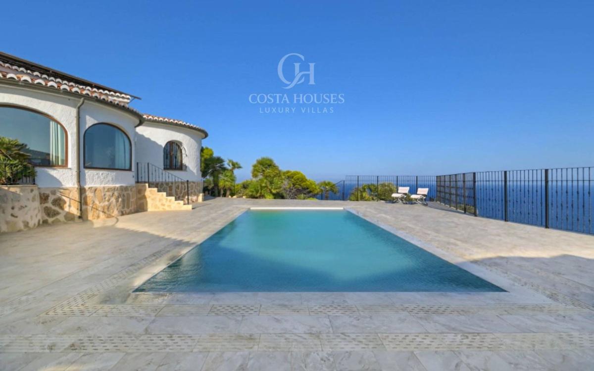 Properties for sale and rent in Spain photo 3