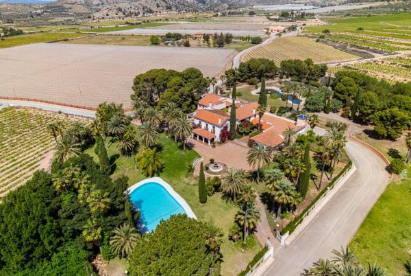 Independent chalet for sale in Casa o chalet en Calle La Mola, Novelda, Novelda
photo 1