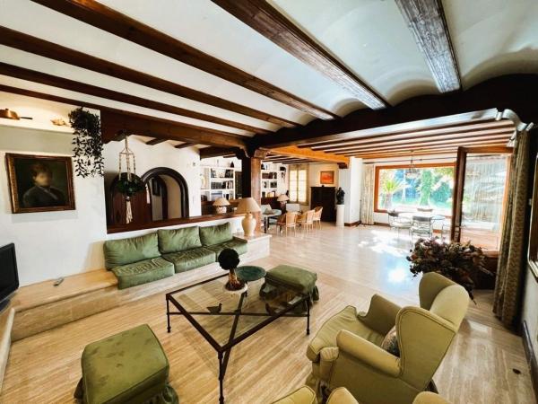 Rustic farm for sale in Finca rústica en Novelda , Novelda thumbnail 2