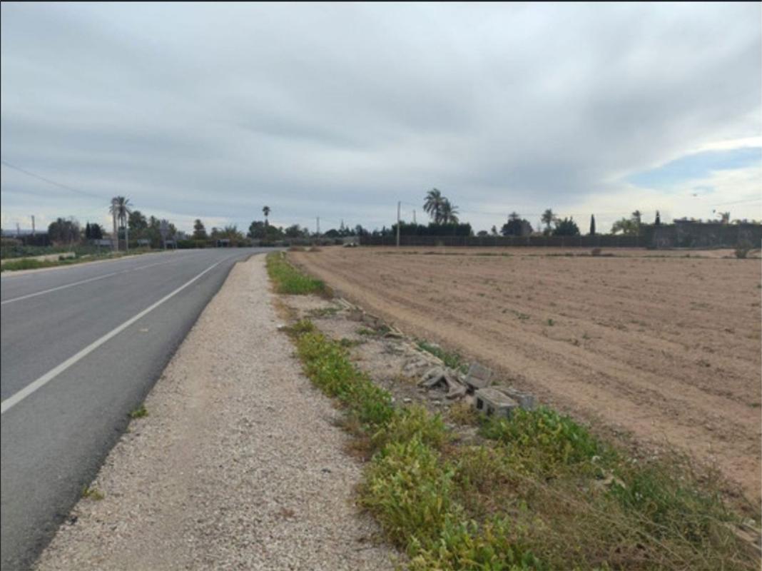 Terreno en venta en Elche / Elx, Alicante photo 4