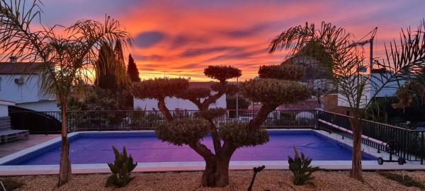Частный шале на продаже в Casa o chalet en Cometa-Carrió, Calpe, Кальпе thumbnail 2