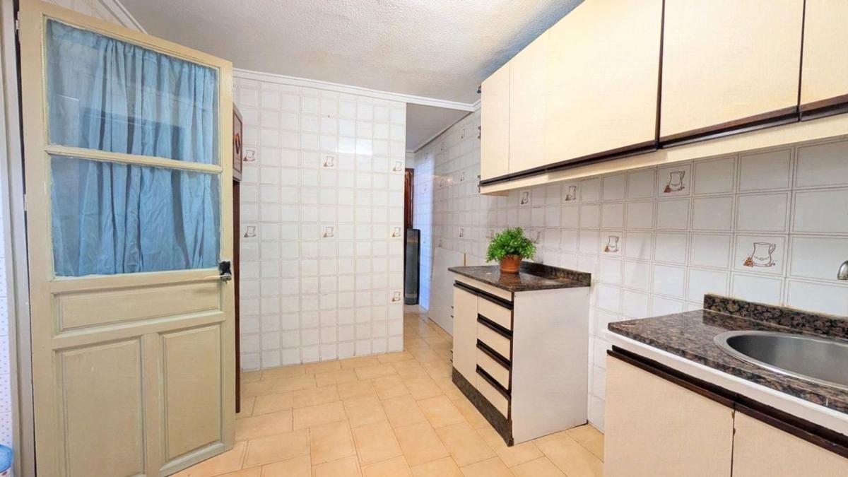 Sprzedaż mieszkania w Piso en Carrús Este, Elche / Elx, Elche / Elx
 photo 2