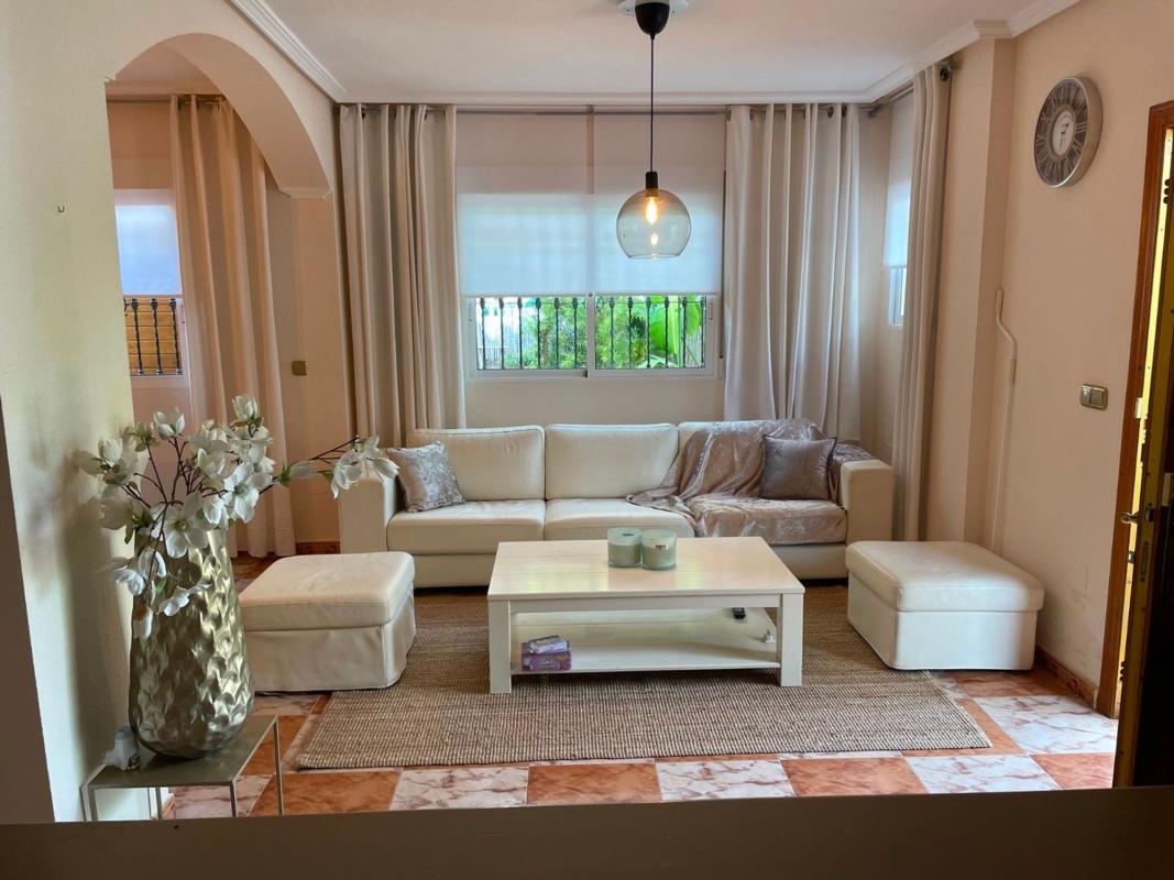 Sprzedaż niezależnego domku jednorodzinnego w Casa o chalet en La Regia, Orihuela, Orihuela photo 5