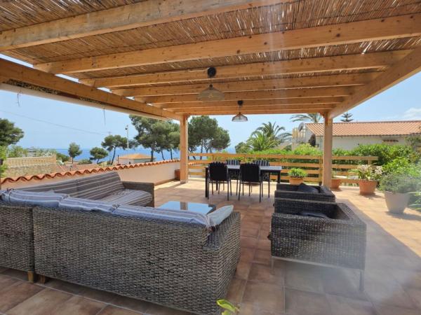 Chalet wolnostojący na sprzedaż w Casa o chalet en Puerto, Jávea/Xàbia, Jávea/Xàbia photo 1