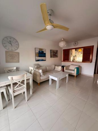Sprzedaż mieszkania w Piso en Los Europeos, Torrevieja, Torrevieja
thumbnail 3