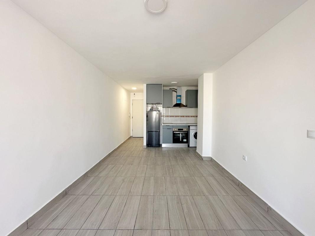Venta de piso en Piso en Avenida Habaneras - Curva de Palangre, Torrevieja, Torrevieja
 photo 2