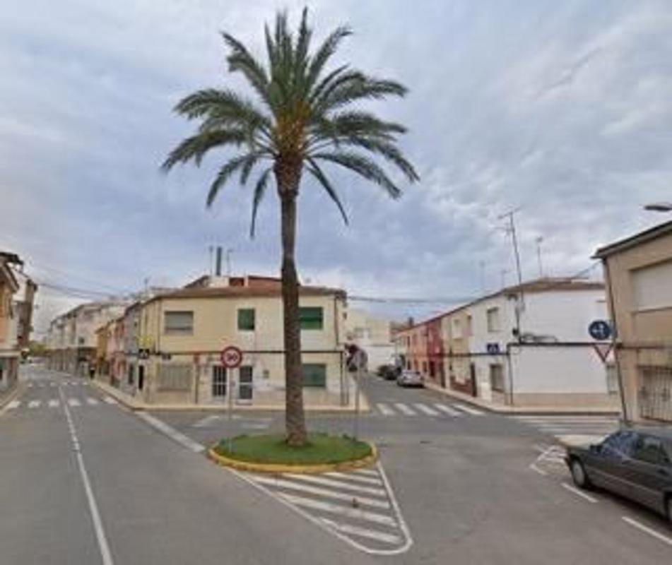 Properties for sale and rent in Spain photo 1