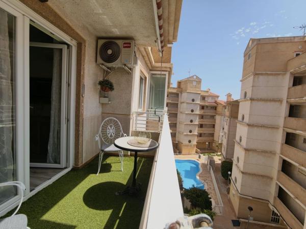 Sale of flat in Piso en Avenida Diego Ramírez Pastor, Avenida Habaneras - Curva de Palangre, Torrevieja, Torrevieja
photo 1