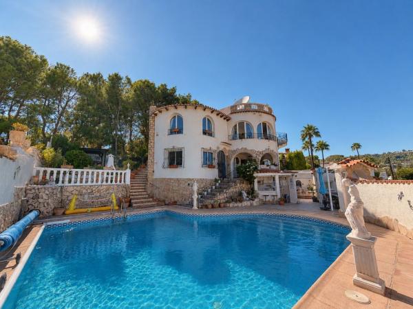 Chalet wolnostojący na sprzedaż w Casa o chalet en Cala Advocat - Baladrar, Benissa, Benissa photo 1