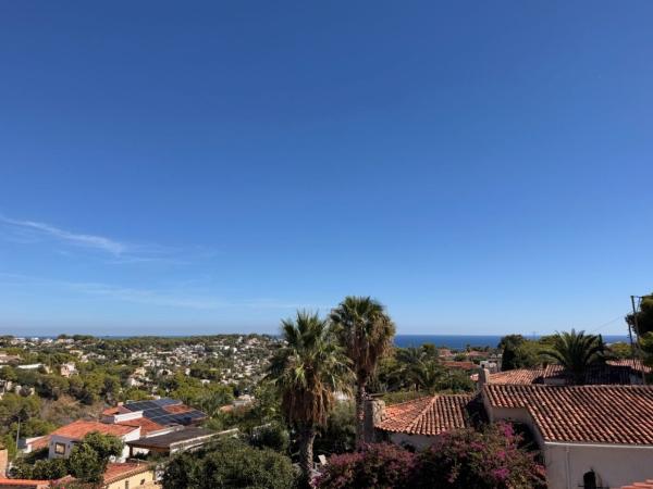 Chalet wolnostojący na sprzedaż w Casa o chalet en Cala Advocat - Baladrar, Benissa, Benissa thumbnail 2