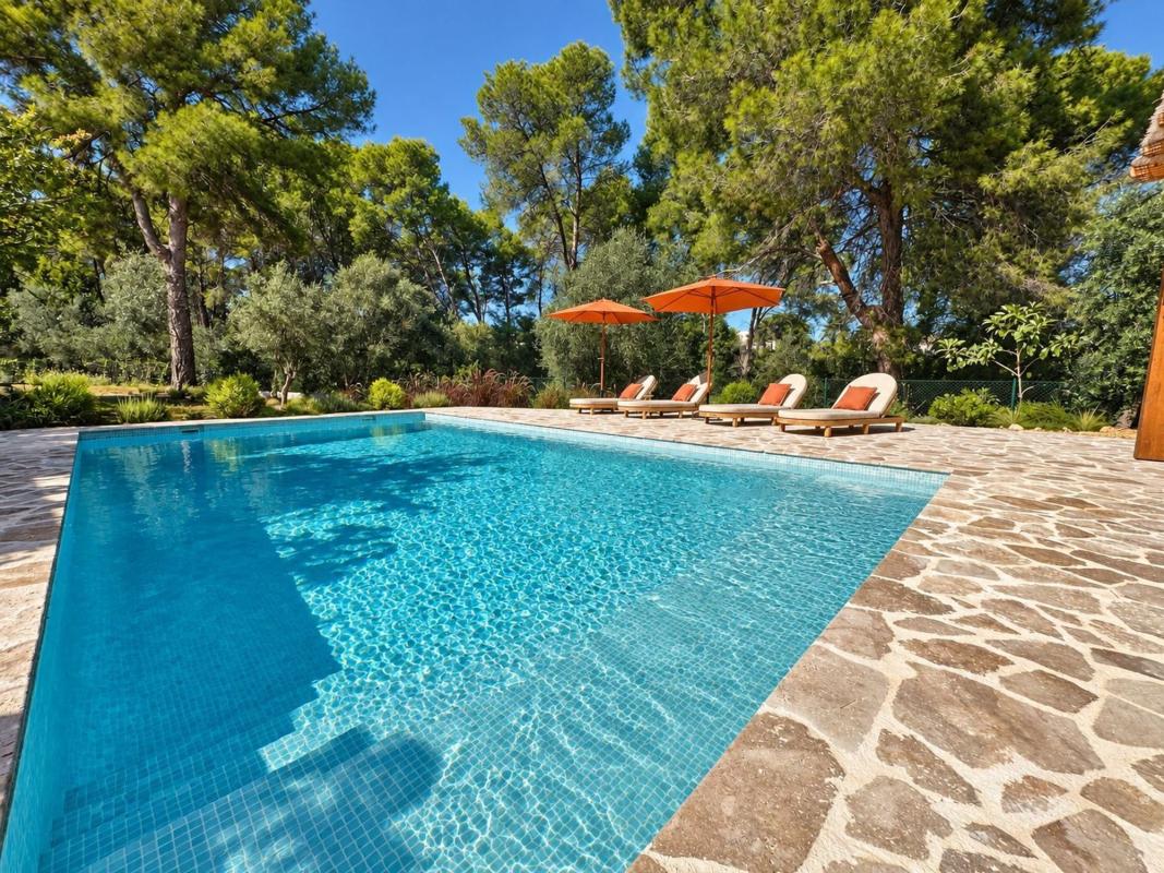 Properties for sale and rent in Spain photo 1