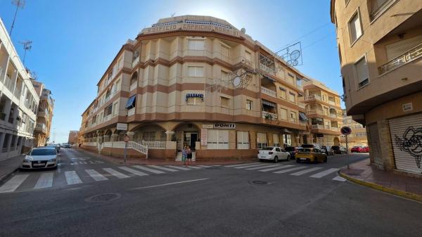 Продажа квартиры на Piso en Gaspar Perrelló, Torrevieja, Торревьеха
photo 1