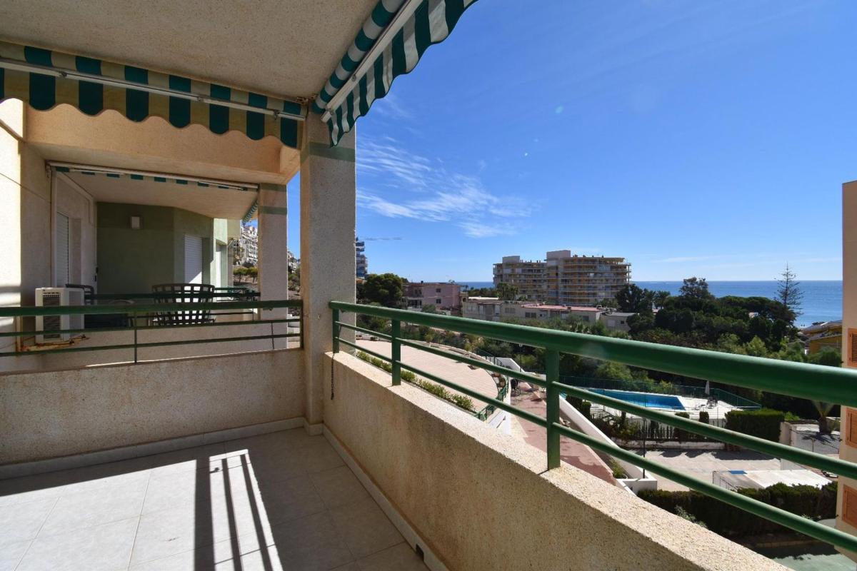 Sale of apartment in Piso en Calas de Santiago Bernabeu, Santa Pola, Santa Pola
photo 2