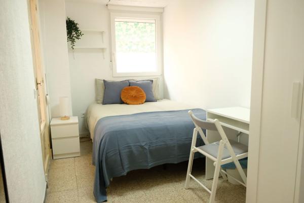 Sale of flat in Piso en Garcia Gutierrez, 8, Carolinas Bajas, Alicante / Alacant, Alicante
photo 1